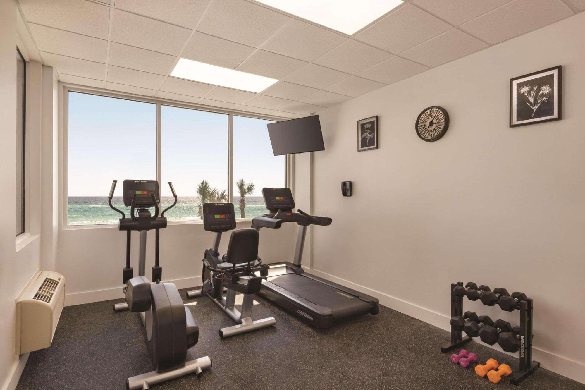 Radisson Beachfront Hotel - Panama City Beach Extérieur photo