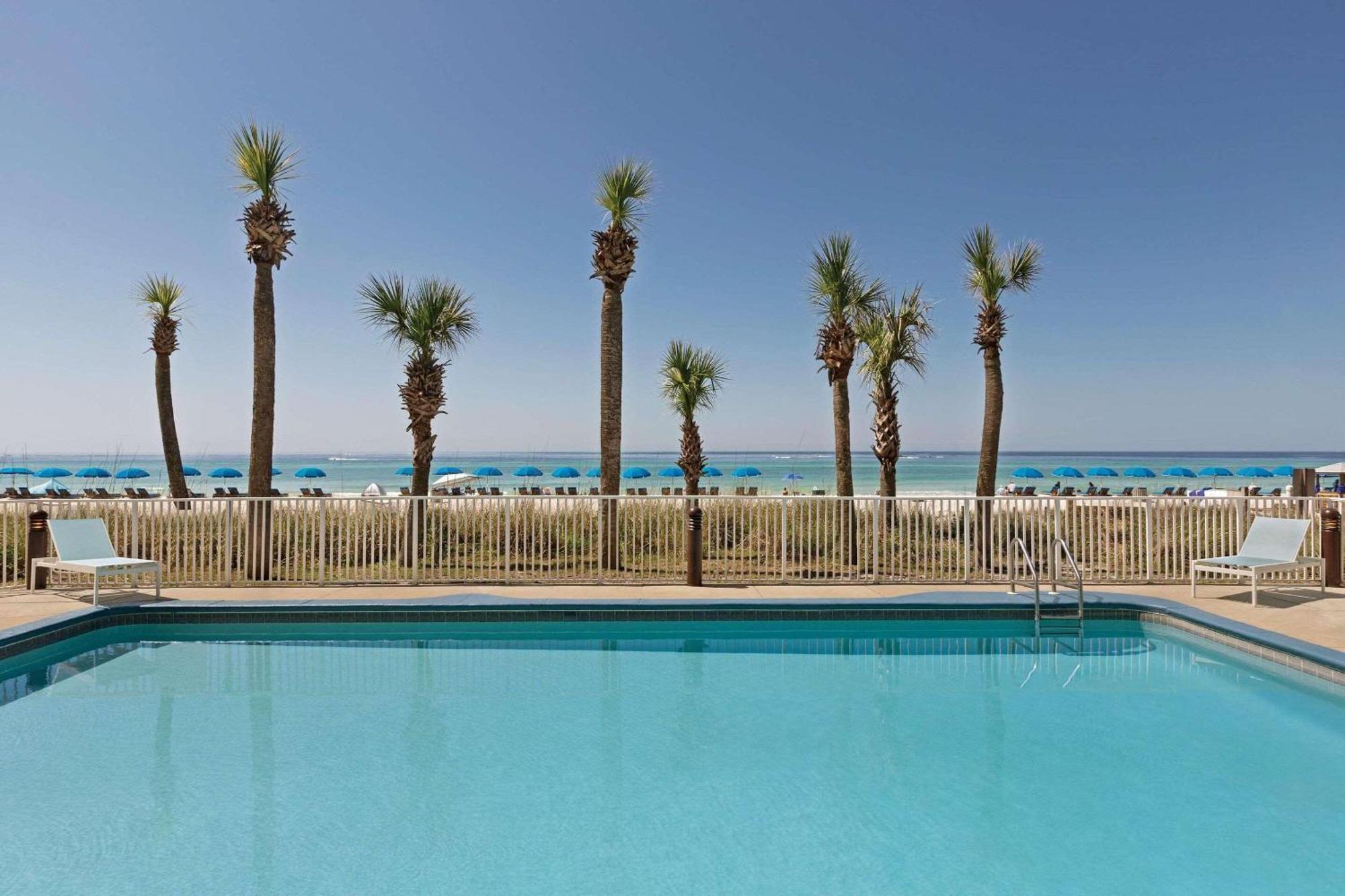Radisson Beachfront Hotel - Panama City Beach Extérieur photo