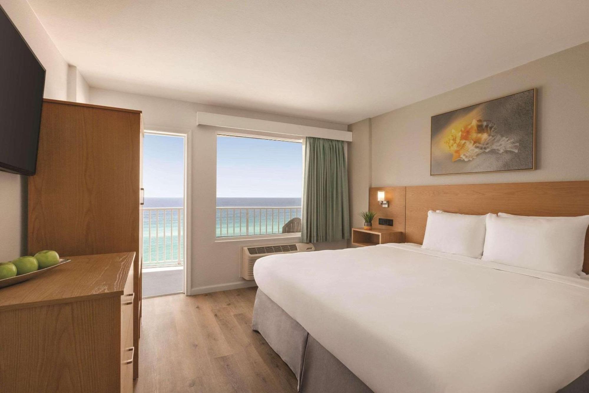 Radisson Beachfront Hotel - Panama City Beach Extérieur photo