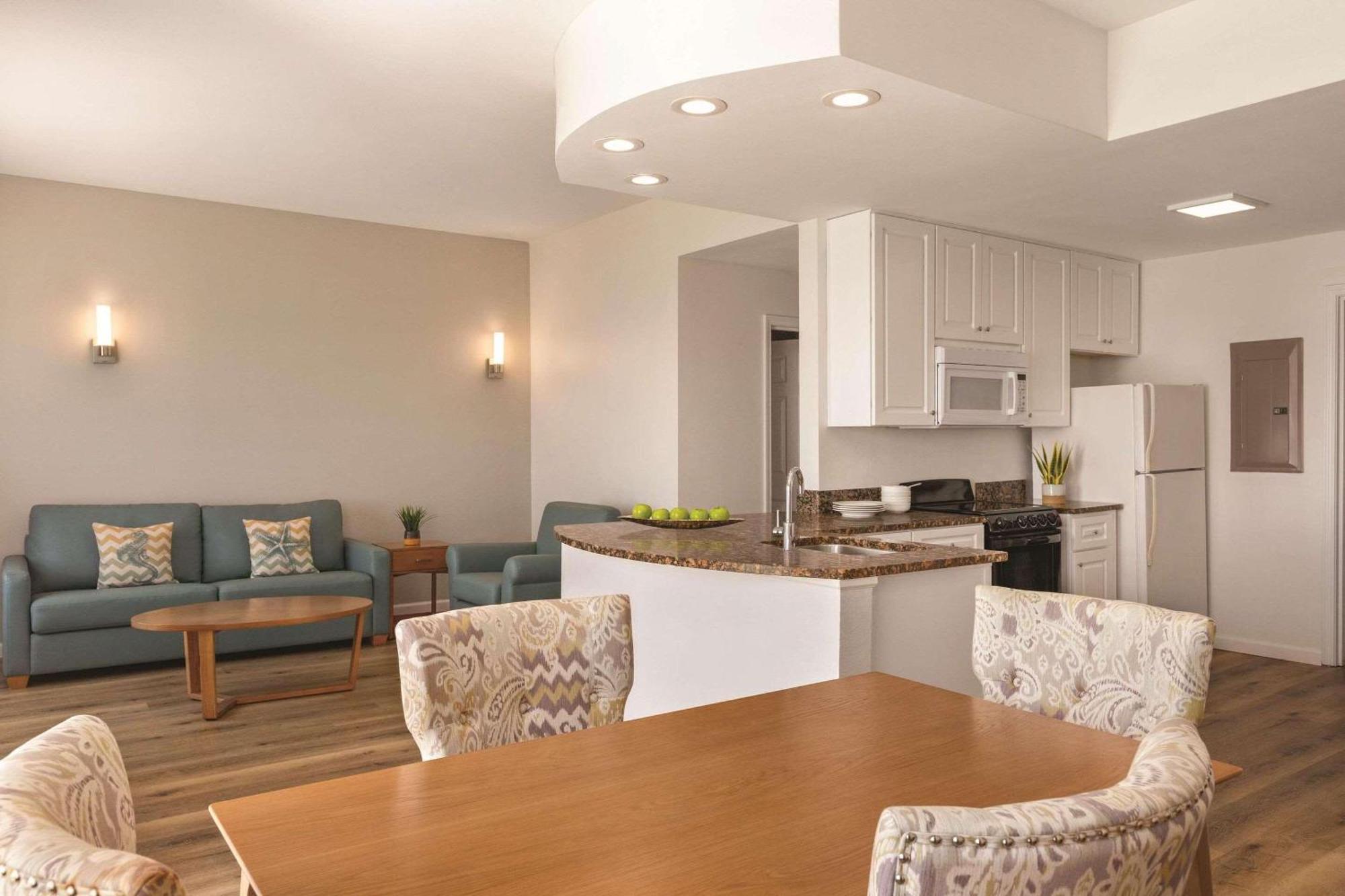 Radisson Beachfront Hotel - Panama City Beach Extérieur photo